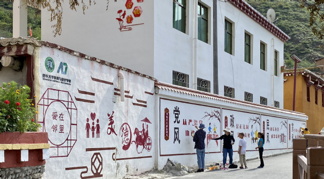 墙绘现场 墙绘现场